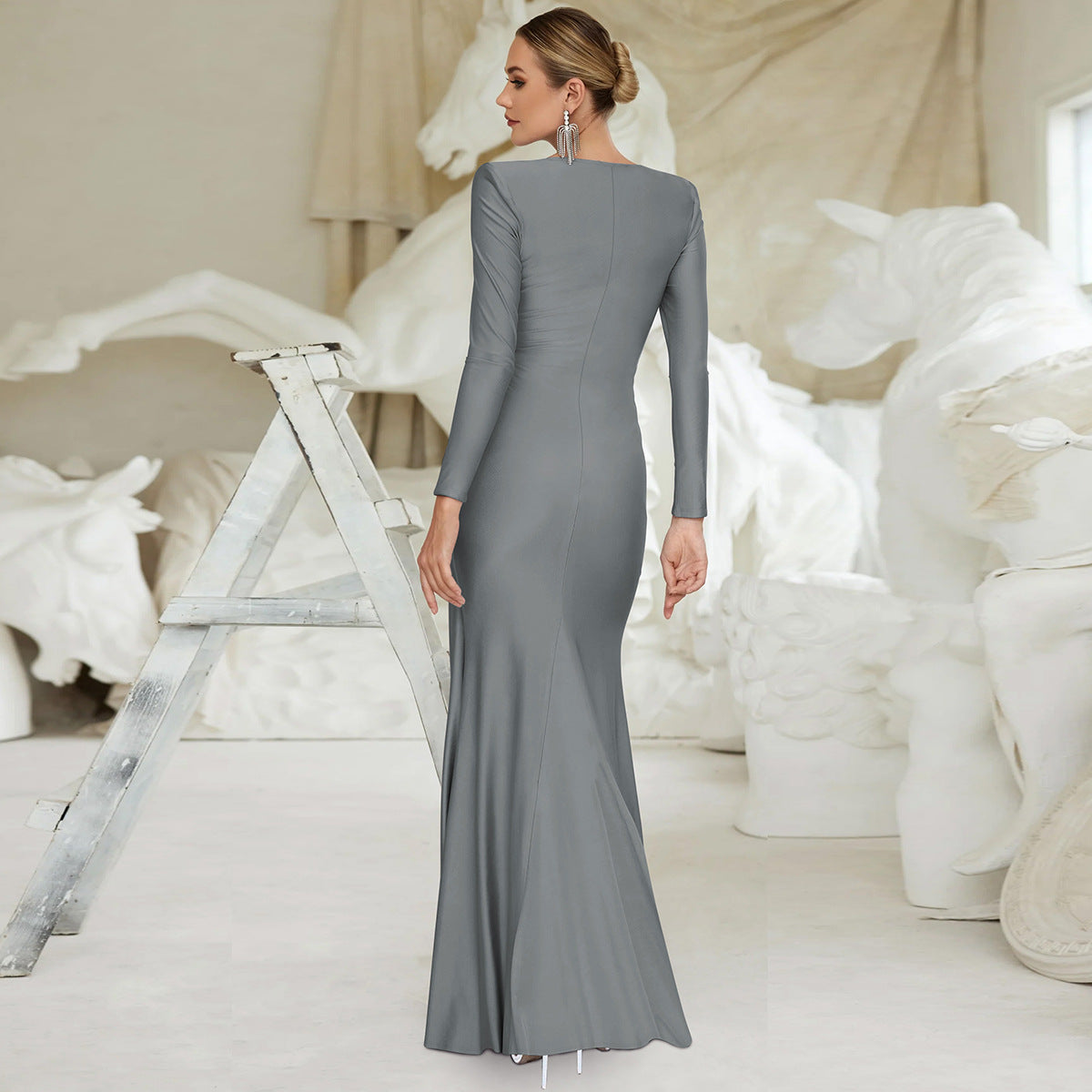 Long-sleeved dress